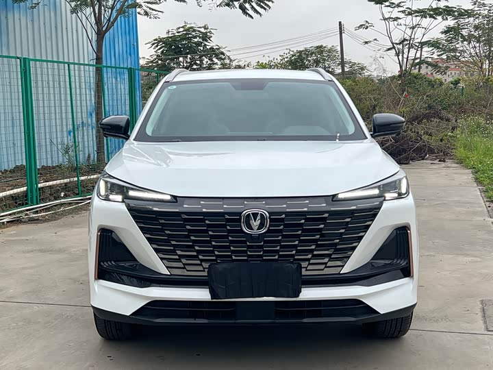 Фото 2 - Changan CS75 Plus