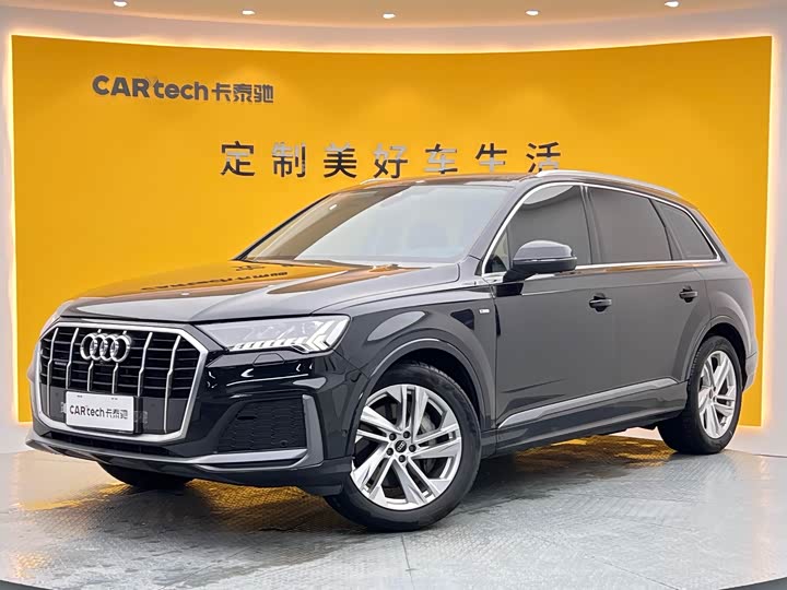 Фото 1 - Audi Q7