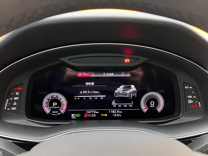 Фото 9 - Audi Q7