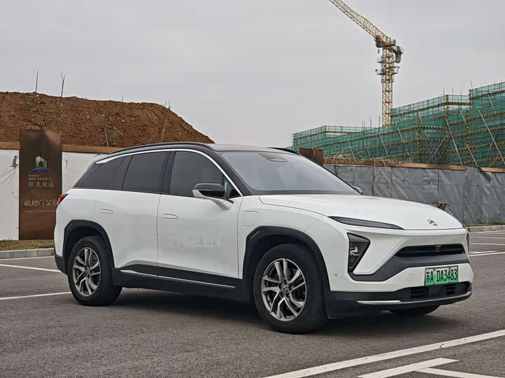 Фото 3 - Nio ES6