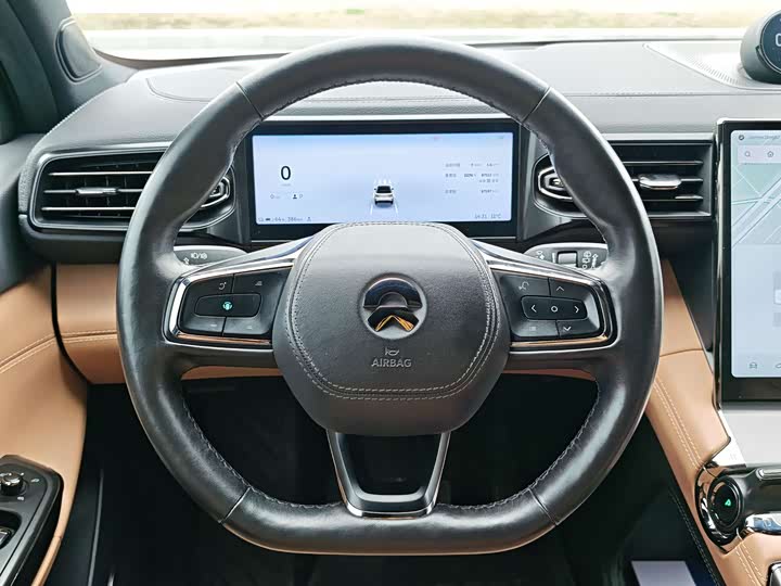 Фото 8 - Nio ES6