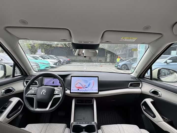 Фото 6 - BYD Yuan Up