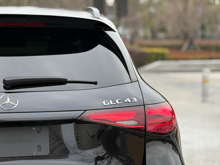 Фото 5 - Mercedes-Benz GLC-Class AMG