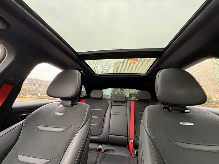 Фото 8 - Mercedes-Benz GLC-Class AMG