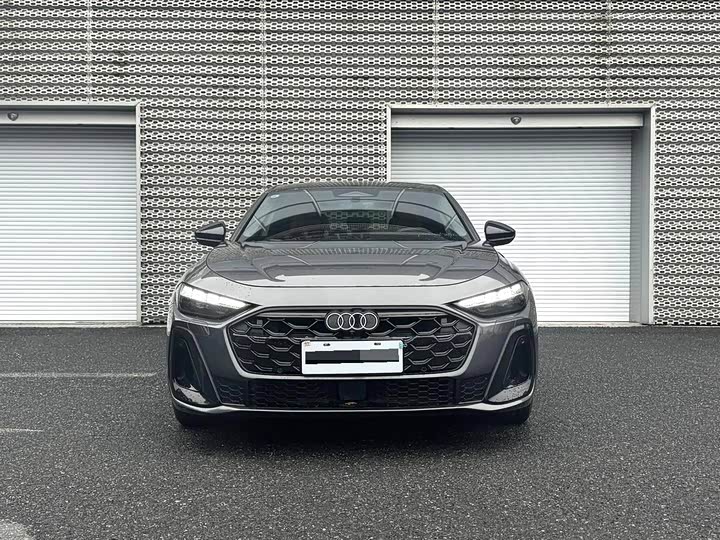 Фото 2 - Audi A5L Sportback