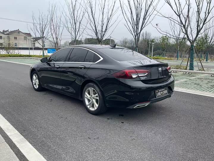 Фото 9 - Buick Regal