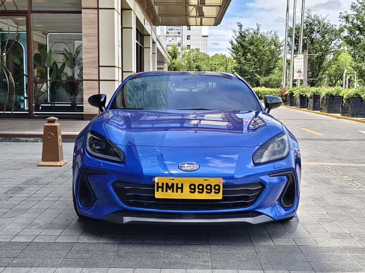 Фото 2 - Subaru BRZ