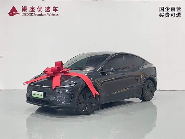 Фото 3 - Tesla Model Y