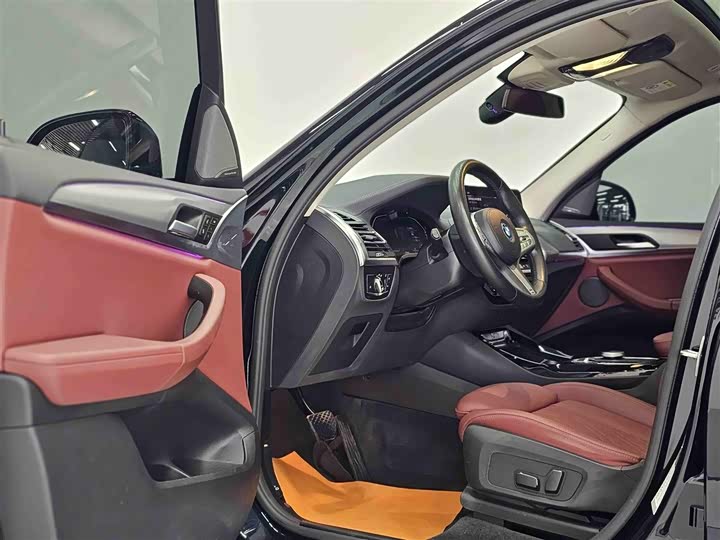 Фото 4 - BMW iX3