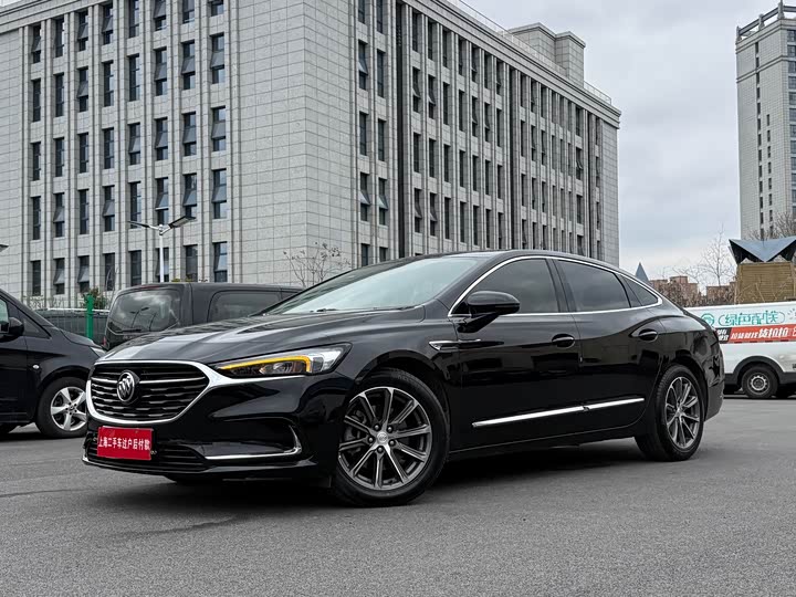 Фото 1 - Buick LaCrosse