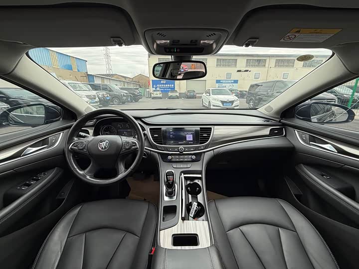 Фото 5 - Buick LaCrosse