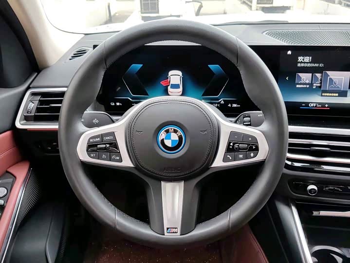Фото 9 - BMW i3