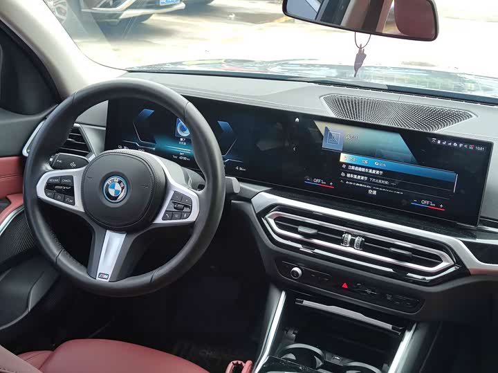 Фото 6 - BMW i3