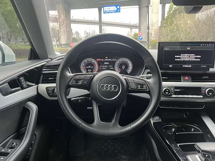Фото 8 - Audi A5