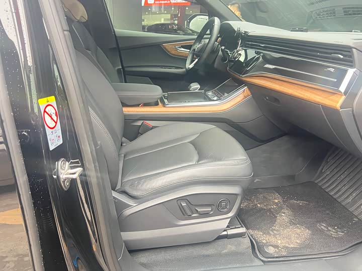 Фото 7 - Audi Q7