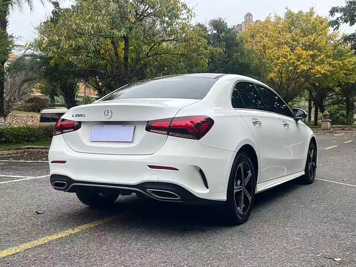 Фото 7 - Mercedes-Benz A-Class