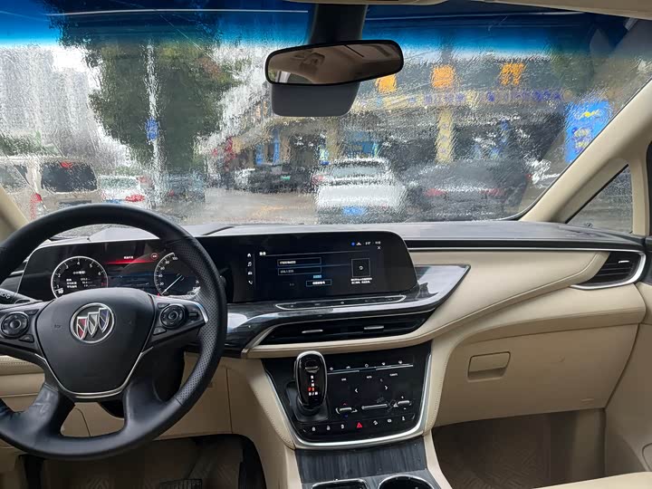 Photo 6 - Buick GL8 ES