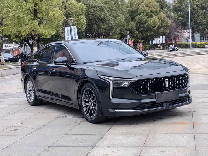 Фото 3 - Bestune B70