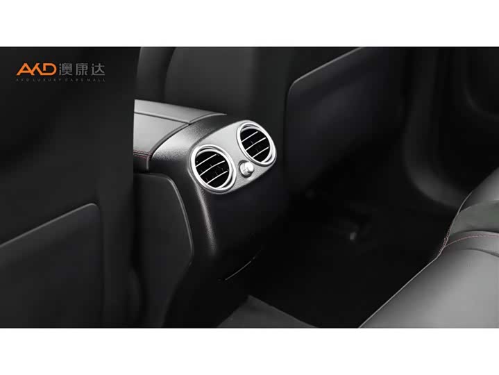 Фото 9 - Mercedes-Benz GLC-Class AMG