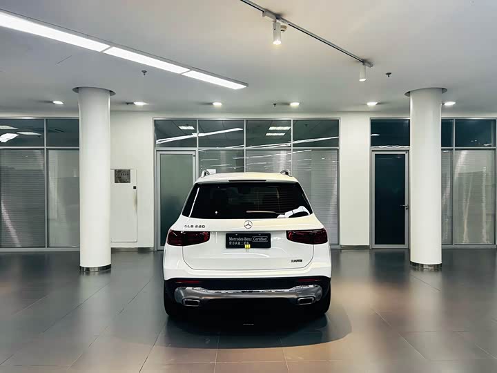 Фото 5 - Mercedes-Benz GLB-Class