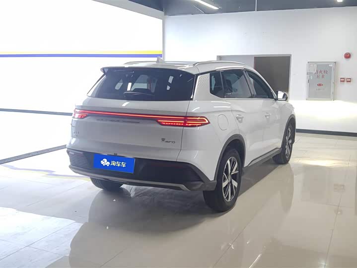 Photo 3 - BYD Song Pro Hybrid