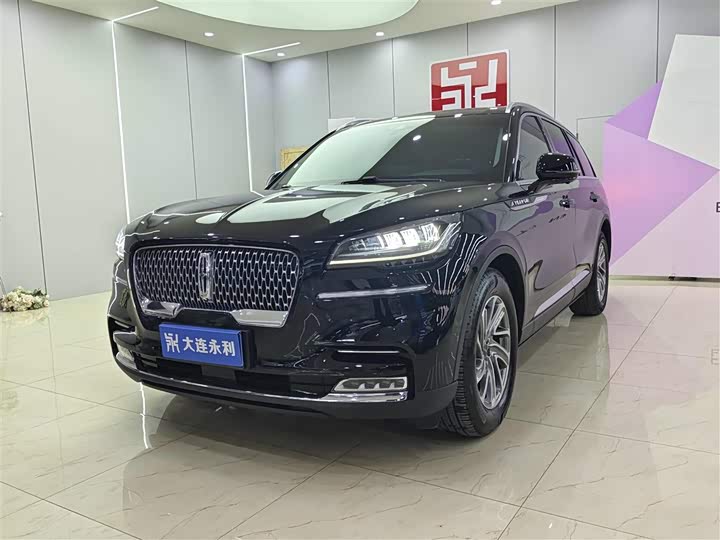 Фото 1 - Lincoln Aviator