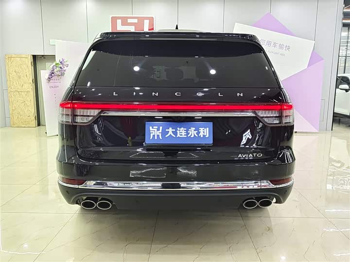 Фото 5 - Lincoln Aviator