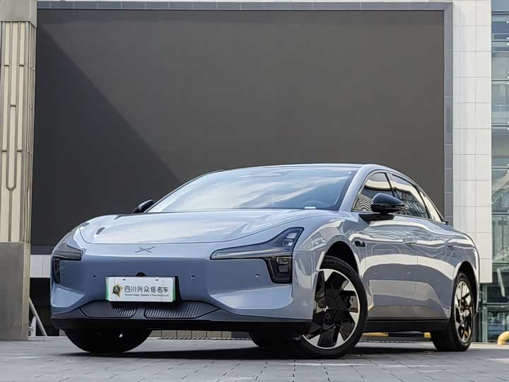 Фото 1 - XPeng Mona M03