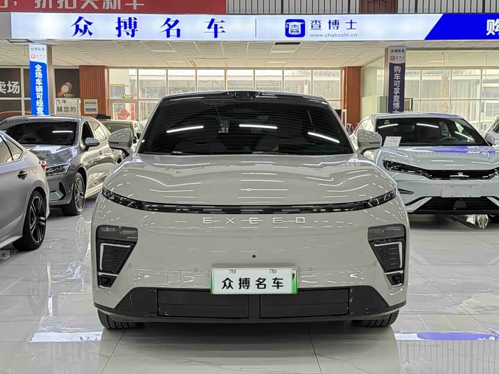 Photo 2 - Exeed Sterra ET