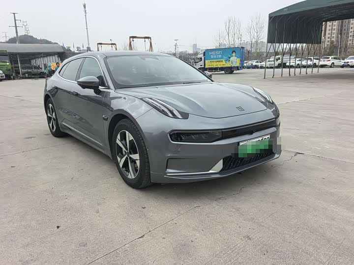 Фото 3 - Zeekr 001