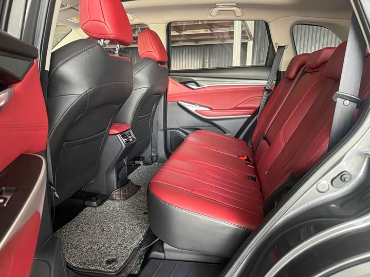 Фото 8 - Changan CS75 Plus