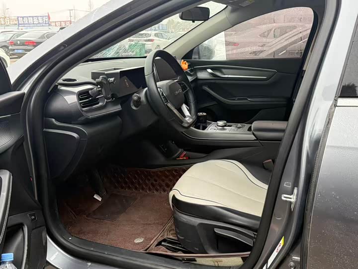 Фото 4 - BYD Destroyer 05