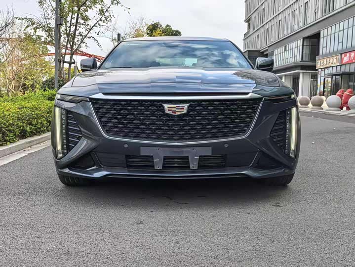 Фото 2 - Cadillac CT6