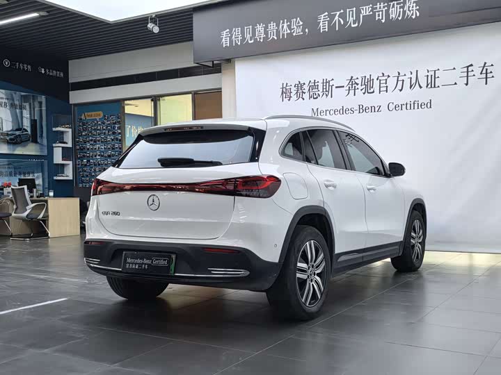 Фото 6 - Mercedes-Benz EQA