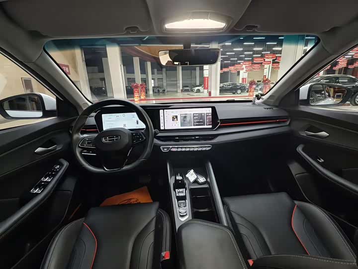 Фото 5 - Geely Binrui