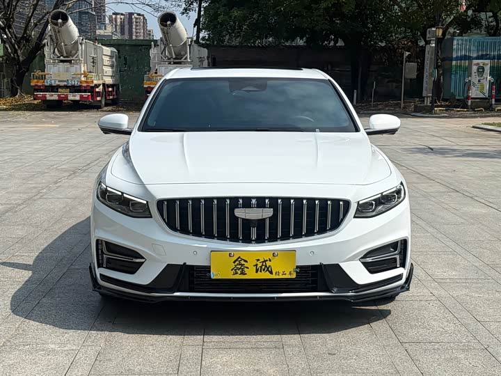 Фото 3 - Geely Preface