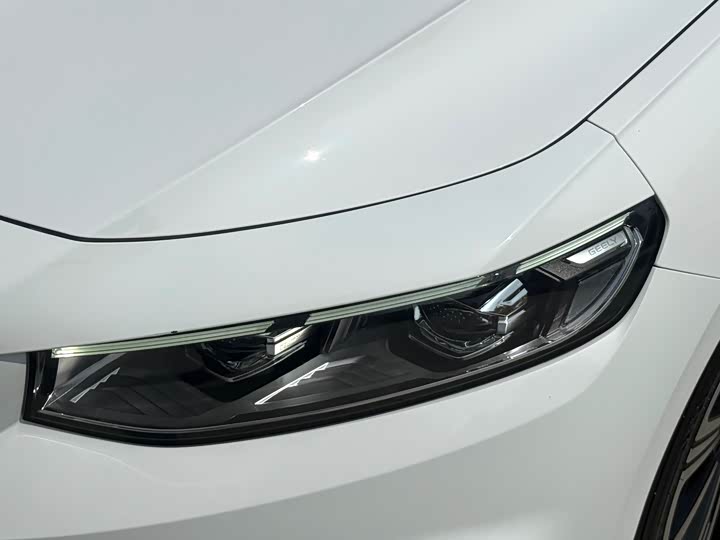 Фото 5 - Geely Preface