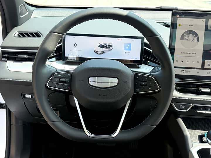 Фото 9 - Geely Preface