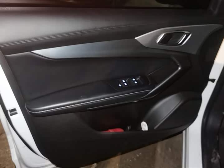 Фото 7 - MG Motor One