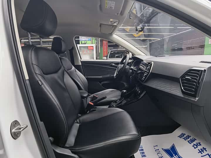 Фото 8 - Jetta VS5