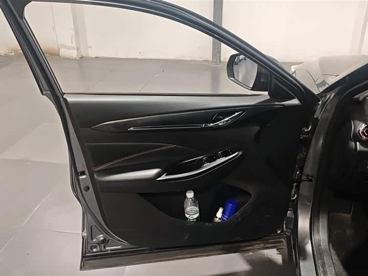 Photo 7 - Changan Oshan X5