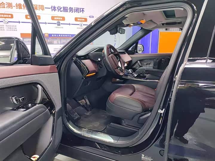 Photo 8 - Land Rover Range Rover Sport