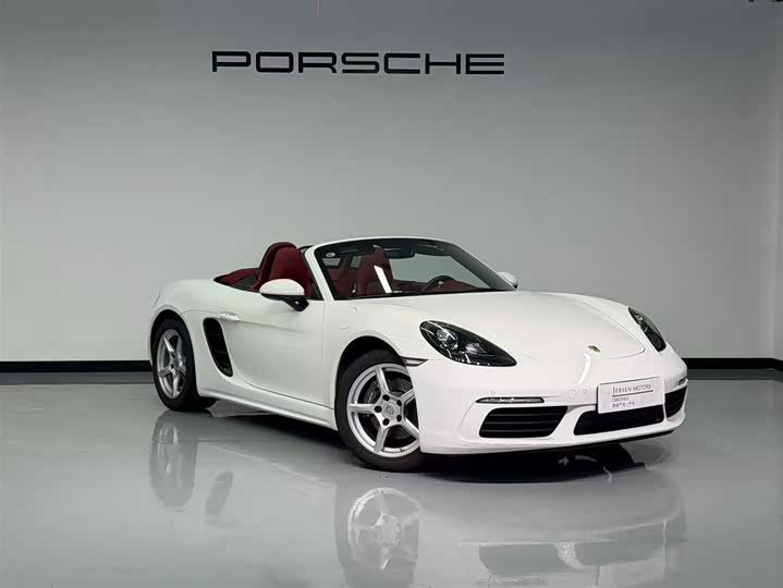 Photo 3 - Porsche 718