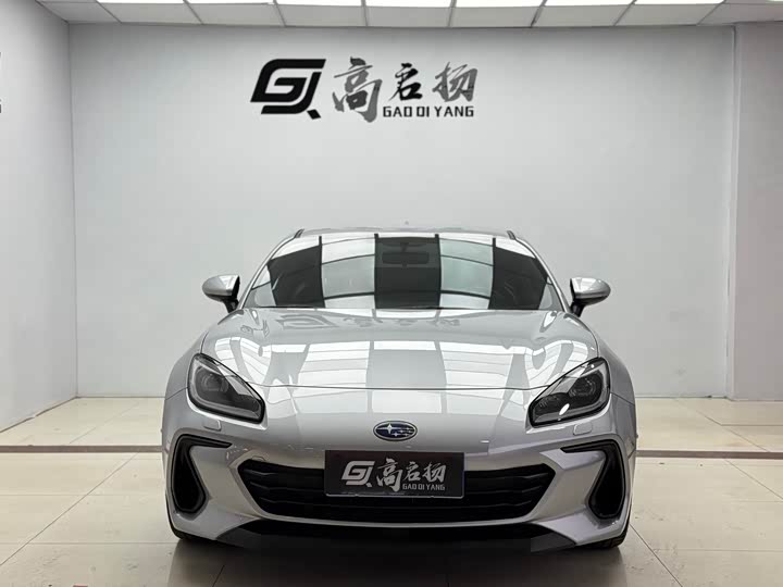 Фото 2 - Subaru BRZ