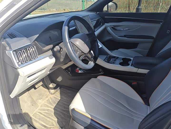 Фото 9 - BYD Song Plus Hybrid/EV