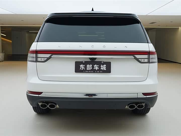 Фото 5 - Lincoln Aviator