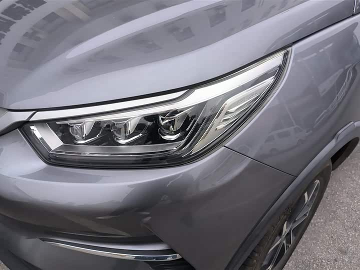 Фото 5 - BYD Yuan Pro