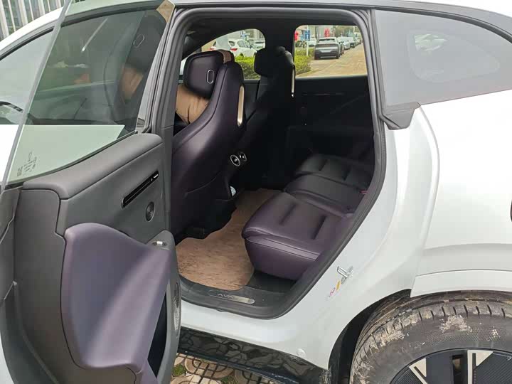 Фото 5 - Avatr 07