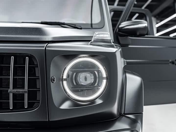 Photo 8 - Mercedes-Benz G-Class AMG