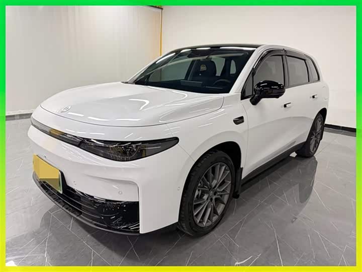 Фото 1 - Leapmotor C10